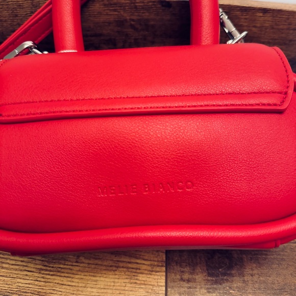 MELIE BIANCO RED CICI SKY RECYCLED VEGAN CROSSBODY SATCHEL BAG NEW - Picture 3 of 7